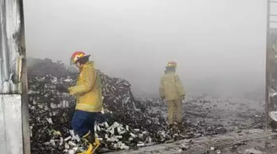 约10亿打水漂！印尼一中国化妆品仓库发生连环爆炸！